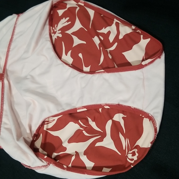 Time and Tru Halter Floral Print One Piece Bathing Suit.  Size L - Picture 14 of 14